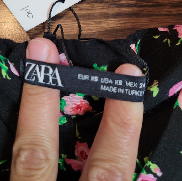 ZARA NEW Black Rose Floral Prints Cropped Top Spaghetti Straps Size Zipper XS-S - Picture 13 of 15